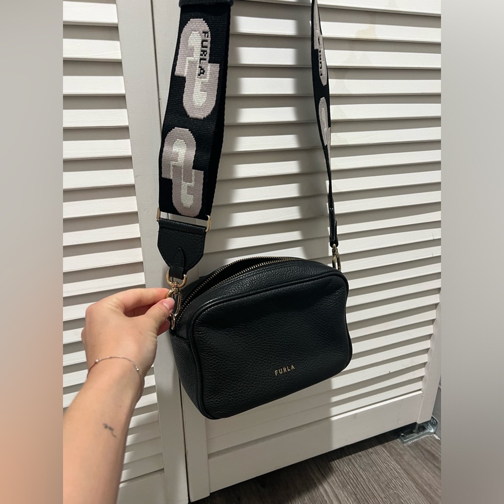 Furla Real